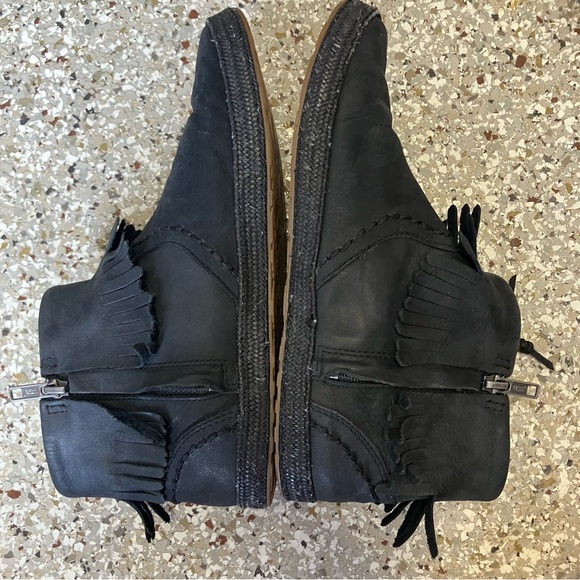 Discontinued UGG Black Leather Fringe & Beaded Ankle Booties Moccasin (6.5) - Picture 4 of 7